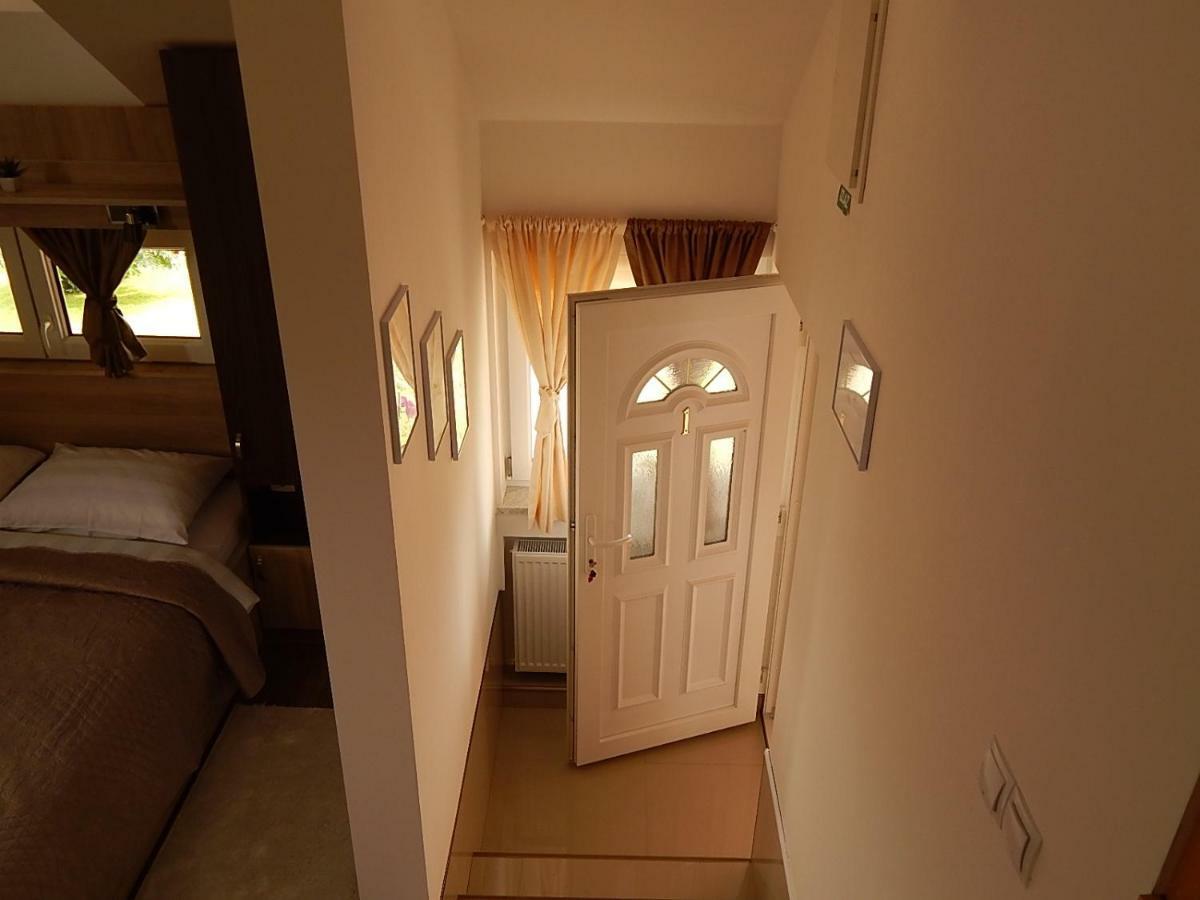 Studio Apartman Lakasa ราโควิซา ภายนอก รูปภาพ
